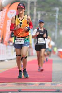 BIB: 40633
                            <button type="button" onclick="openModal(8212252)" class="btn btn-primary btn-sm float-right btn-popup" data-toggle="modal" data-target=".modal-high-quality">
                        <i class="fas fa-shopping-cart"></i> Add to Cart
                    </button>
                                            <button type="button" onclick="isThisMe(8212252, true)" class="btn btn-success btn-sm float-right btn-popup btn-isme hidden" data-toggle="tooltip" data-placement="bottom" title="นี่คือรูปของคุณใช่ไหม คลิกที่นี่เพื่อเอาเข้าอัลบั้ม">
                        <i class="fas fa-plus"></i> Add to album
                    </button>
                    <button type="button" onclick="isThisMe(8212252, false)" class="btn btn-warning btn-sm float-right btn-popup btn-isnotme hidden">
                        <i class="fas fa-ban"></i> Remove from album
                    </button>